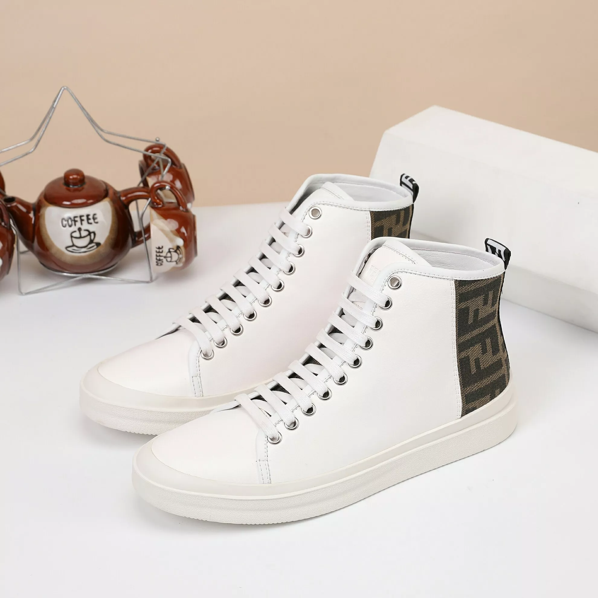 fendi high tops decontractees chaussures pour homme s_1274036